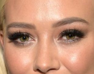 Hilary Duff eye color