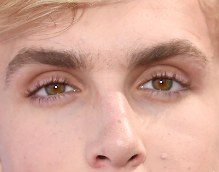 Jake Paul eye color