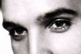 Elvis Presley eye color