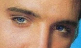 Elvis Presley eye color