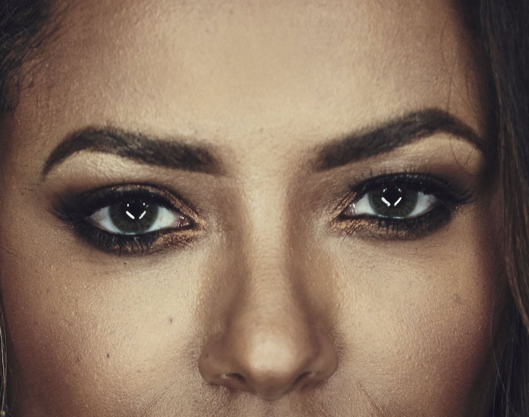 Kat Graham eye color