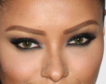 Kat Graham eye color