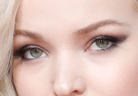 Dove Cameron eye color