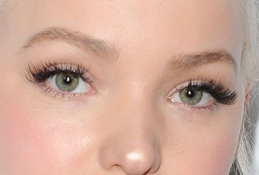 Dove Cameron eye color