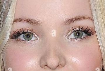 Dove Cameron eye color