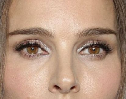 Natalie Portman eye color