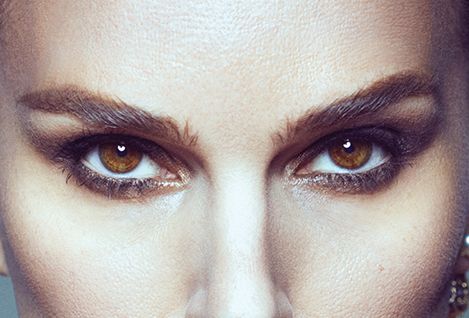 Natalie Portman eye color