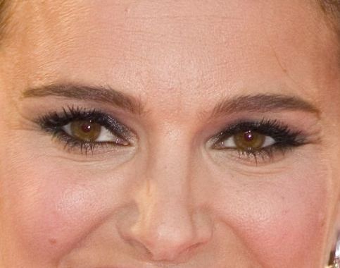 Natalie Portman eye color