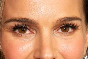 Natalie Portman eye color