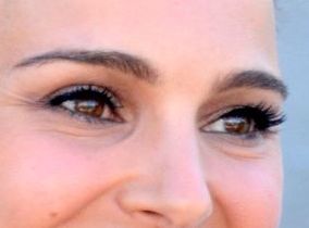 Natalie Portman eye color