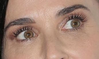 Demi Moore eye color