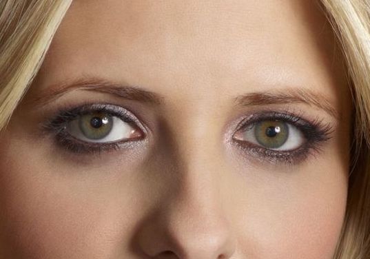 Sarah Michelle Gellar eye color