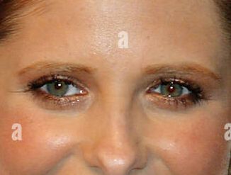 Sarah Michelle Gellar eye color