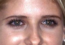 Sarah Michelle Gellar eye color