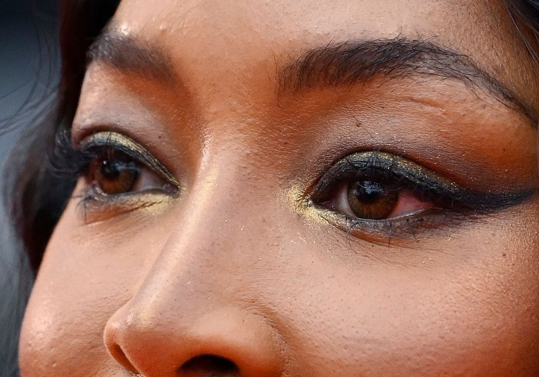 Naomi Campbell eye color