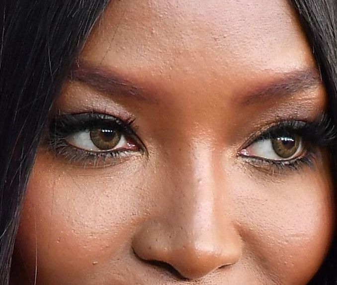 Naomi Campbell eye color