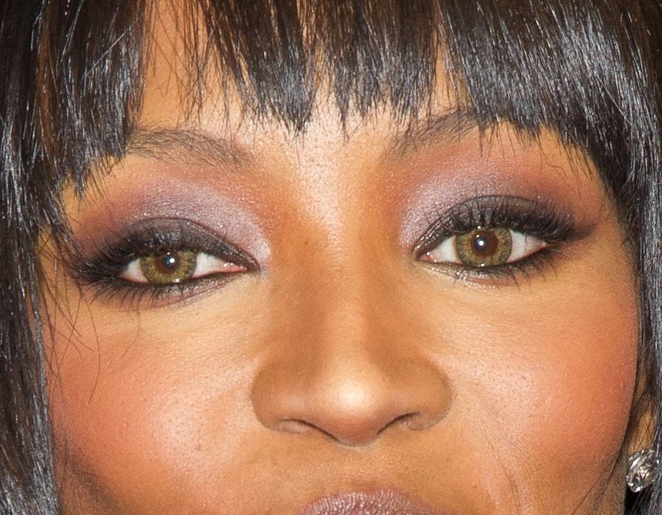 Naomi Campbell eye color