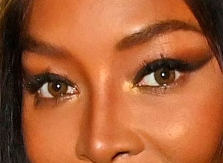 Naomi Campbell eye color