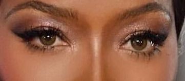 Naomi Campbell eye color