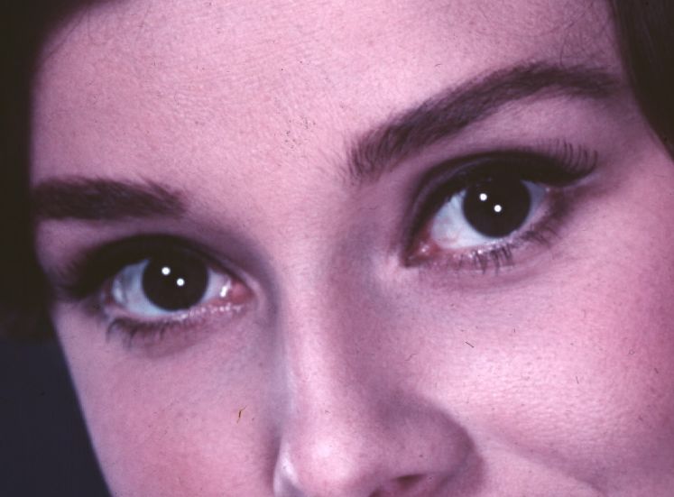 Audrey Hepburn eye color