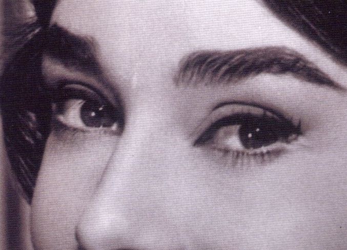 Audrey Hepburn eye color