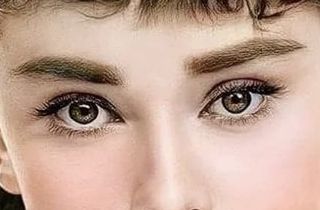 Audrey Hepburn eye color