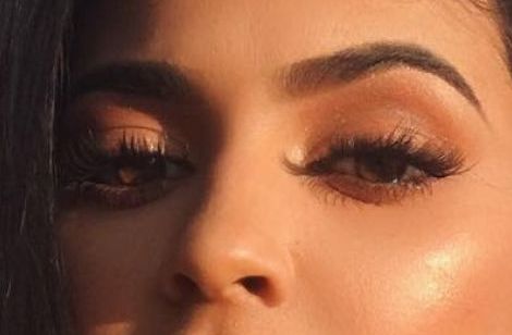 Kylie Jenner eye color