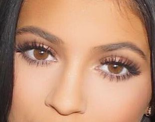 Kylie Jenner eye color