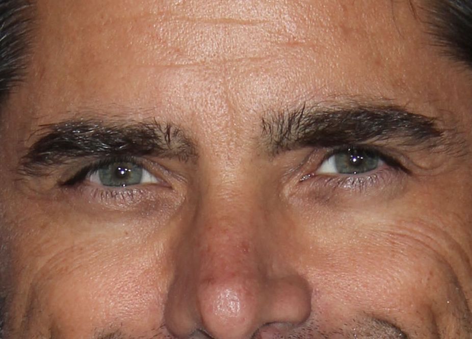 John Stamos eye color