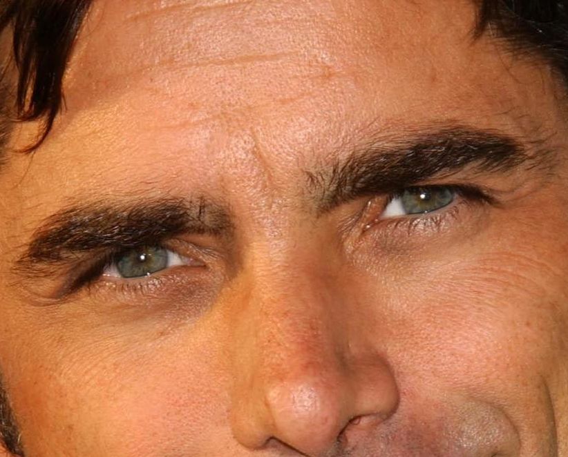 John Stamos eye color