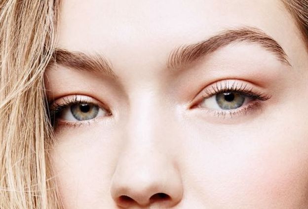 Gigi Hadid eye color