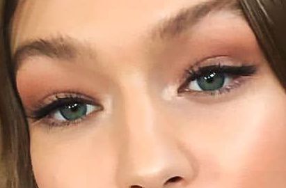 Gigi Hadid eye color