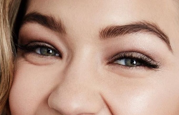 Gigi Hadid eye color