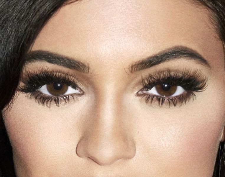 Kylie Jenner eye color