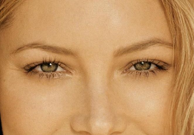 Jessica Biel eye color