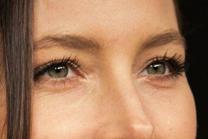 Jessica Biel eye color