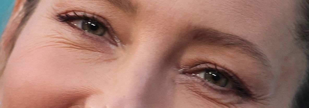 Jessica Biel eye color